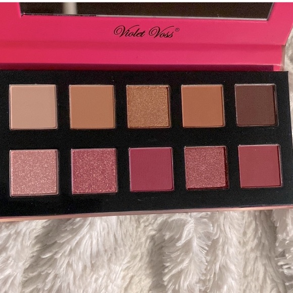 ($9) - Violet Voss Eyeshadow - Picture 5 of 5